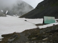 The cabin near the pass